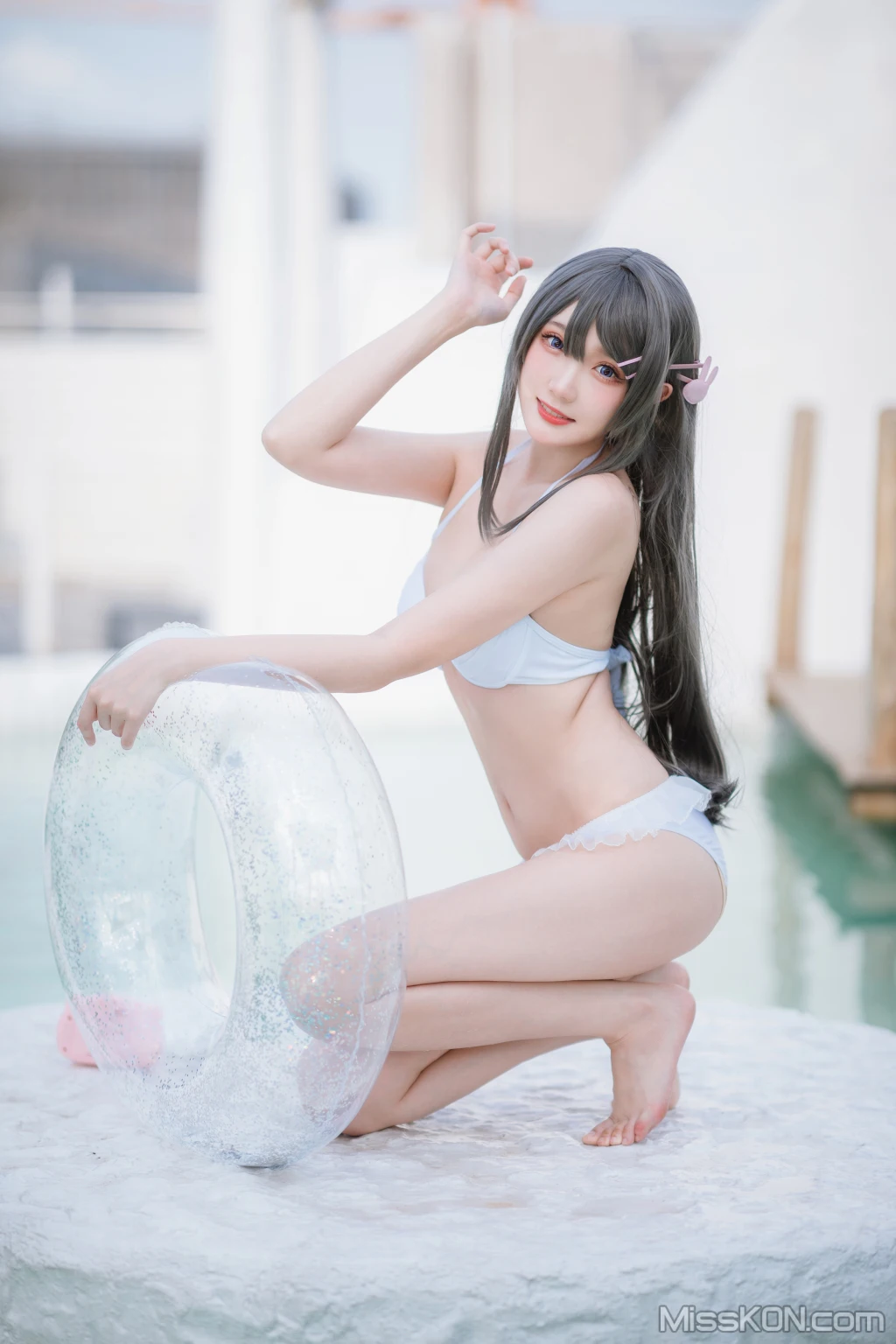 Coser@瓜希酱: 樱岛麻衣 – 泳装 (28 photos)